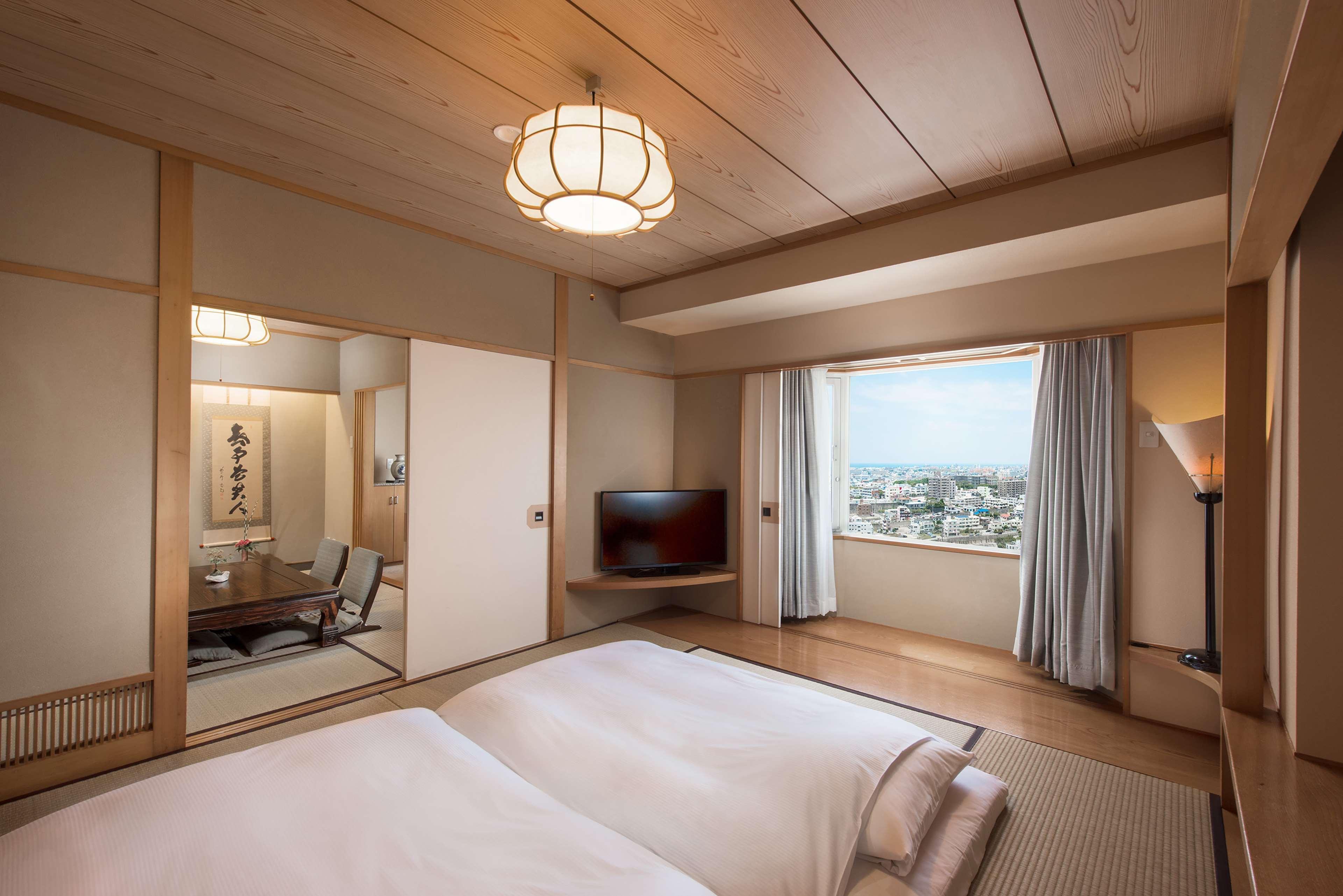 Doubletree By Hilton Naha Shuri Castle Exterior photo