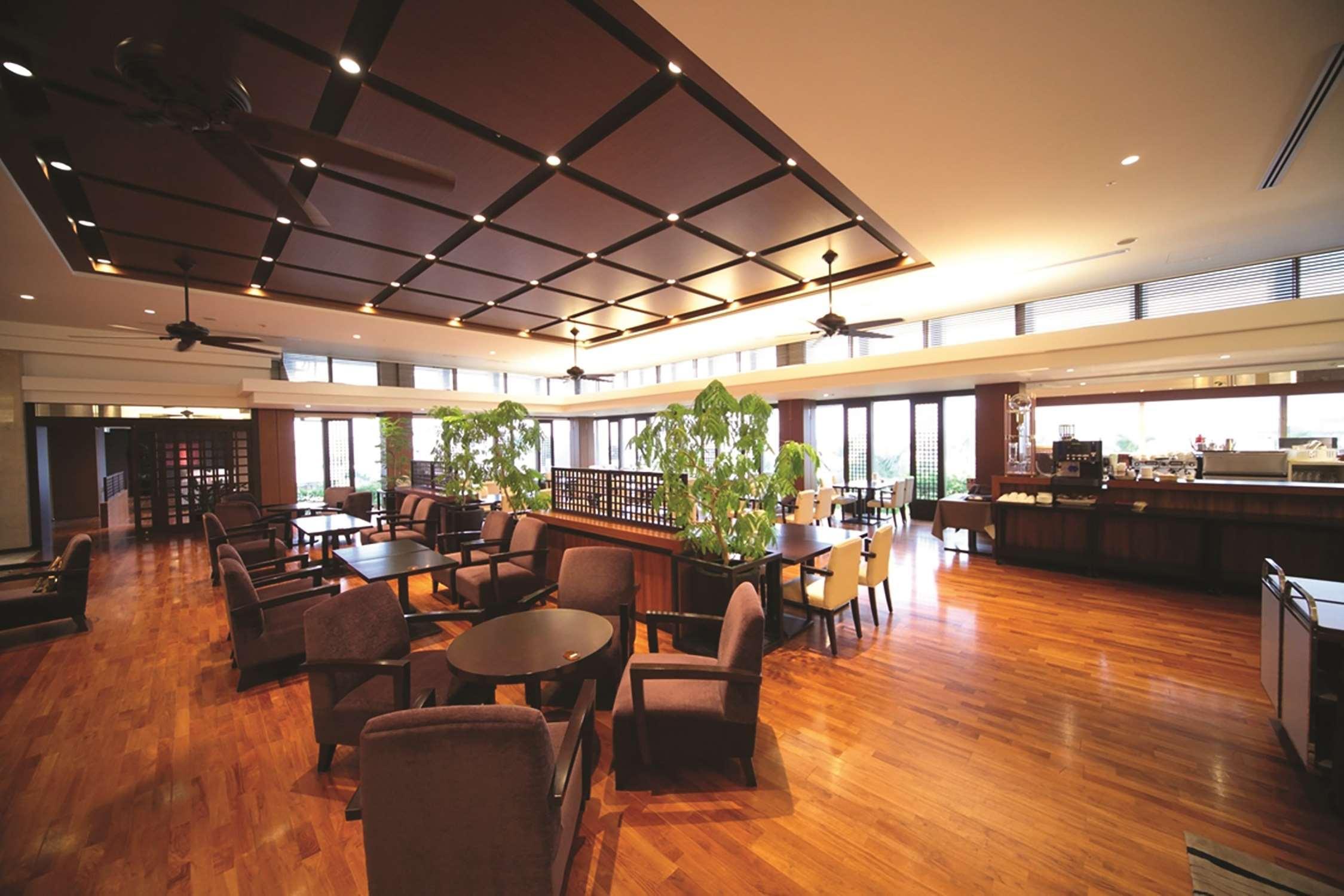 Doubletree By Hilton Naha Shuri Castle Exterior photo