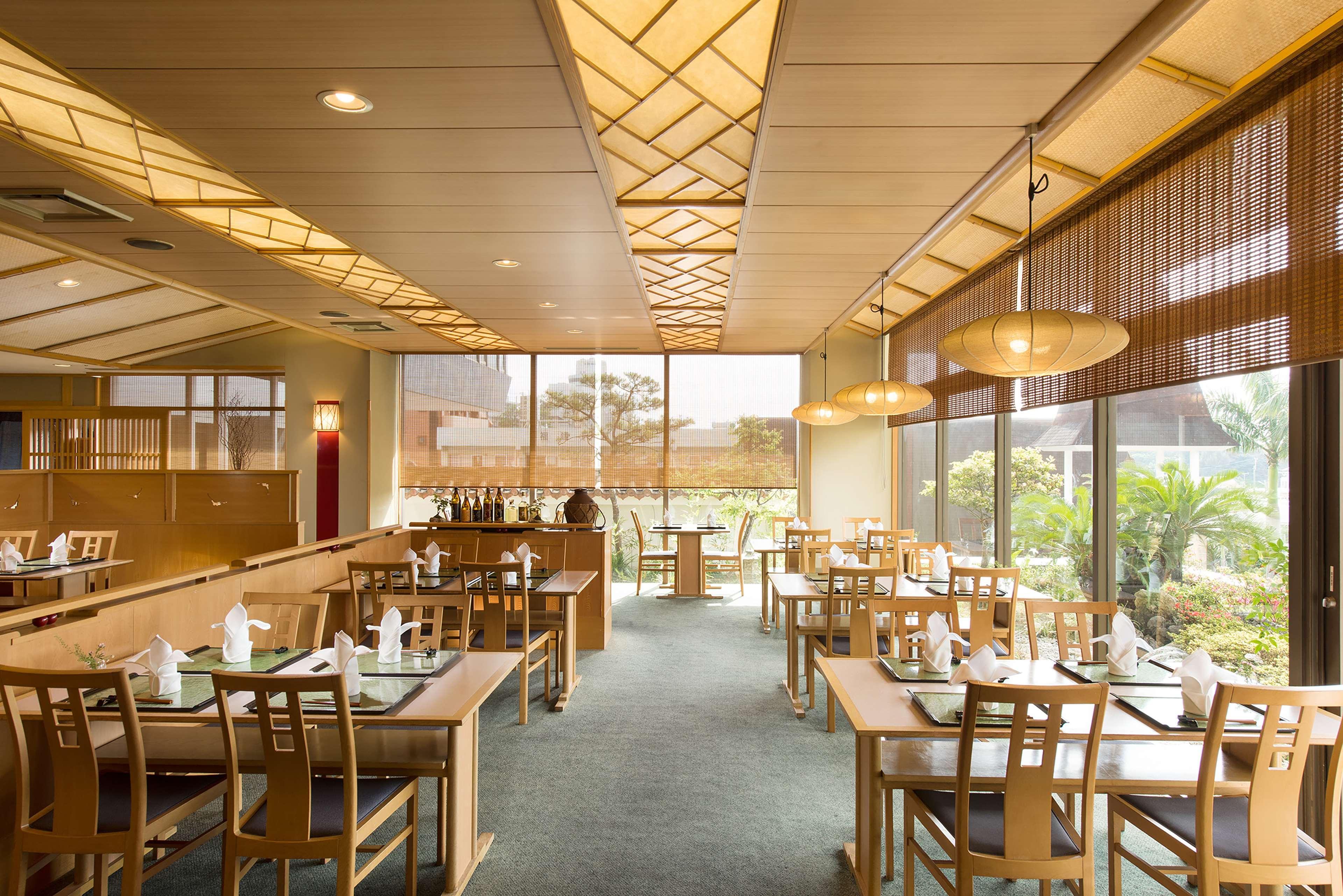 Doubletree By Hilton Naha Shuri Castle Exterior photo