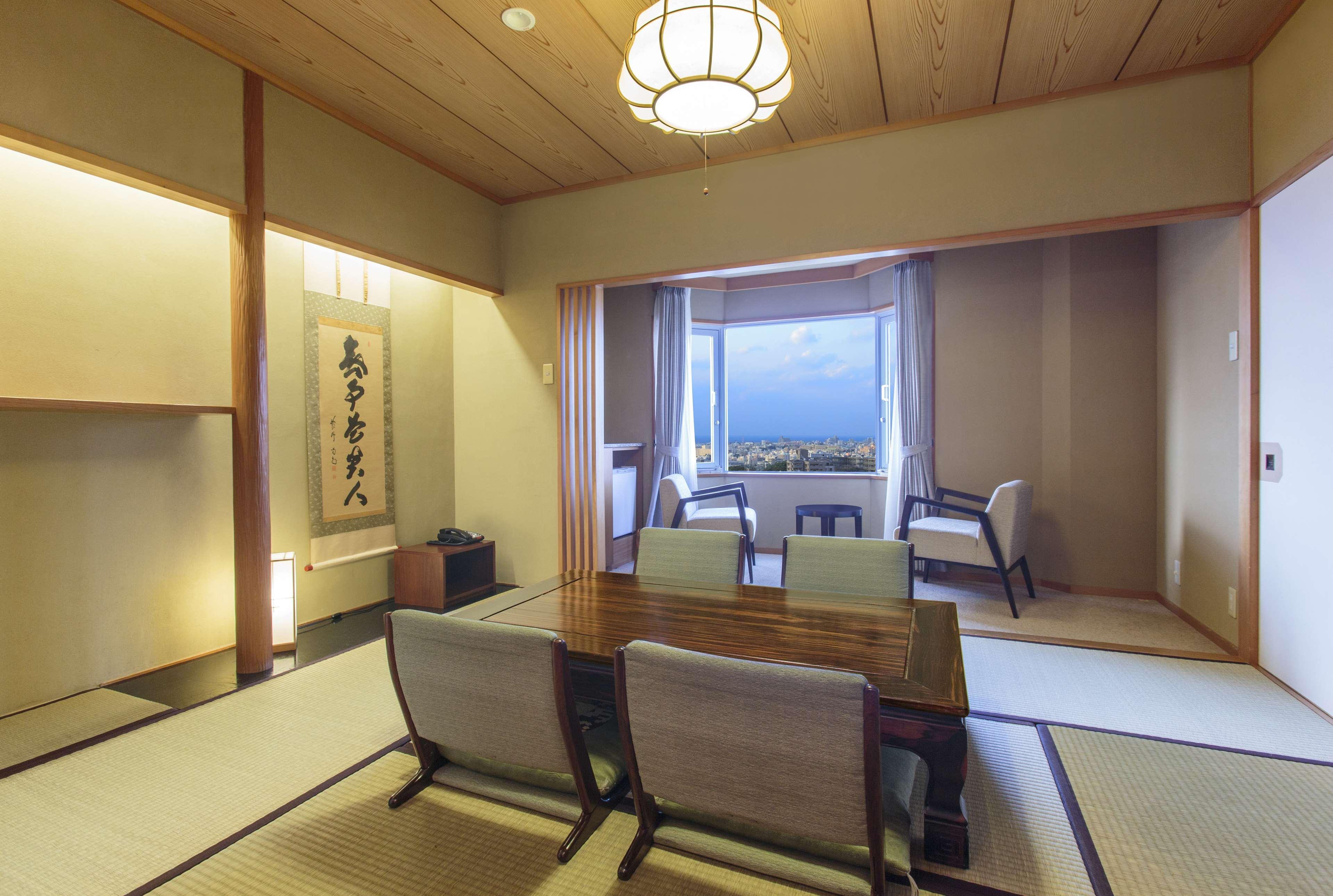 Doubletree By Hilton Naha Shuri Castle Exterior photo