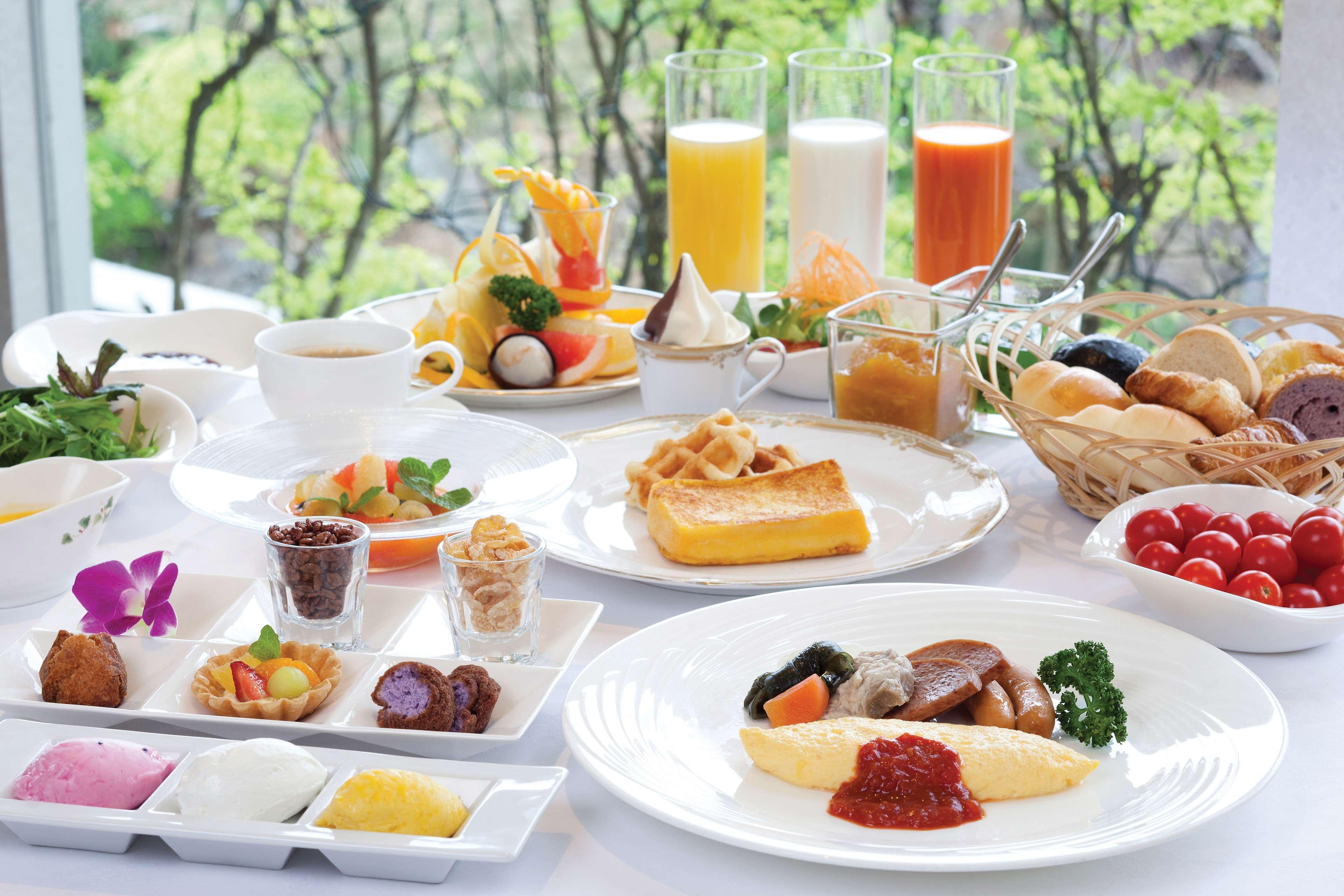 Doubletree By Hilton Naha Shuri Castle Exterior photo