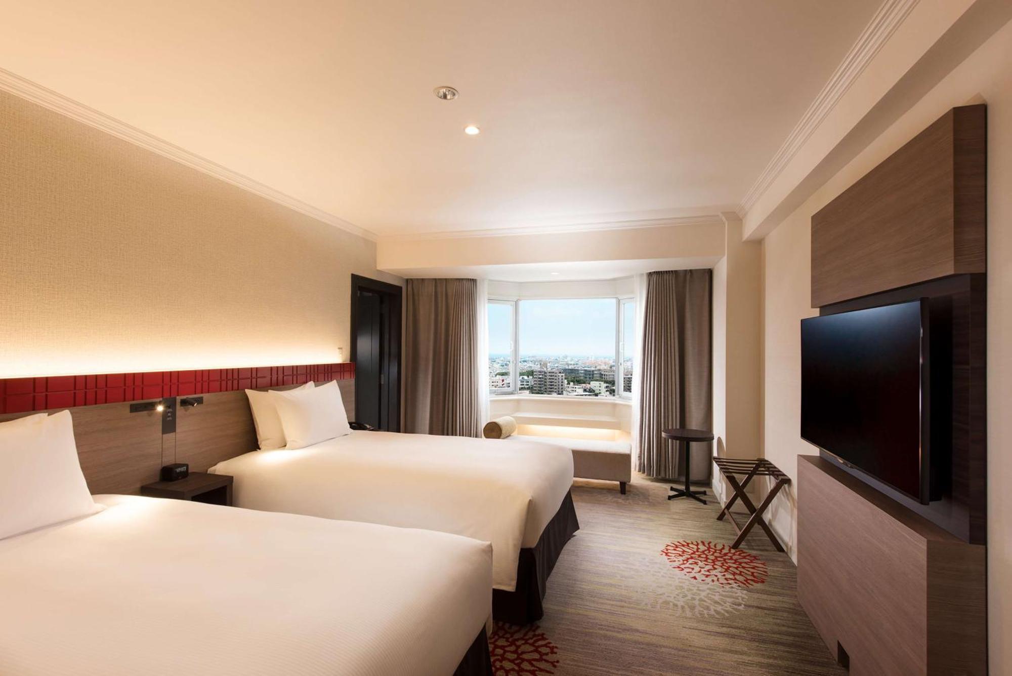 Doubletree By Hilton Naha Shuri Castle Exterior photo