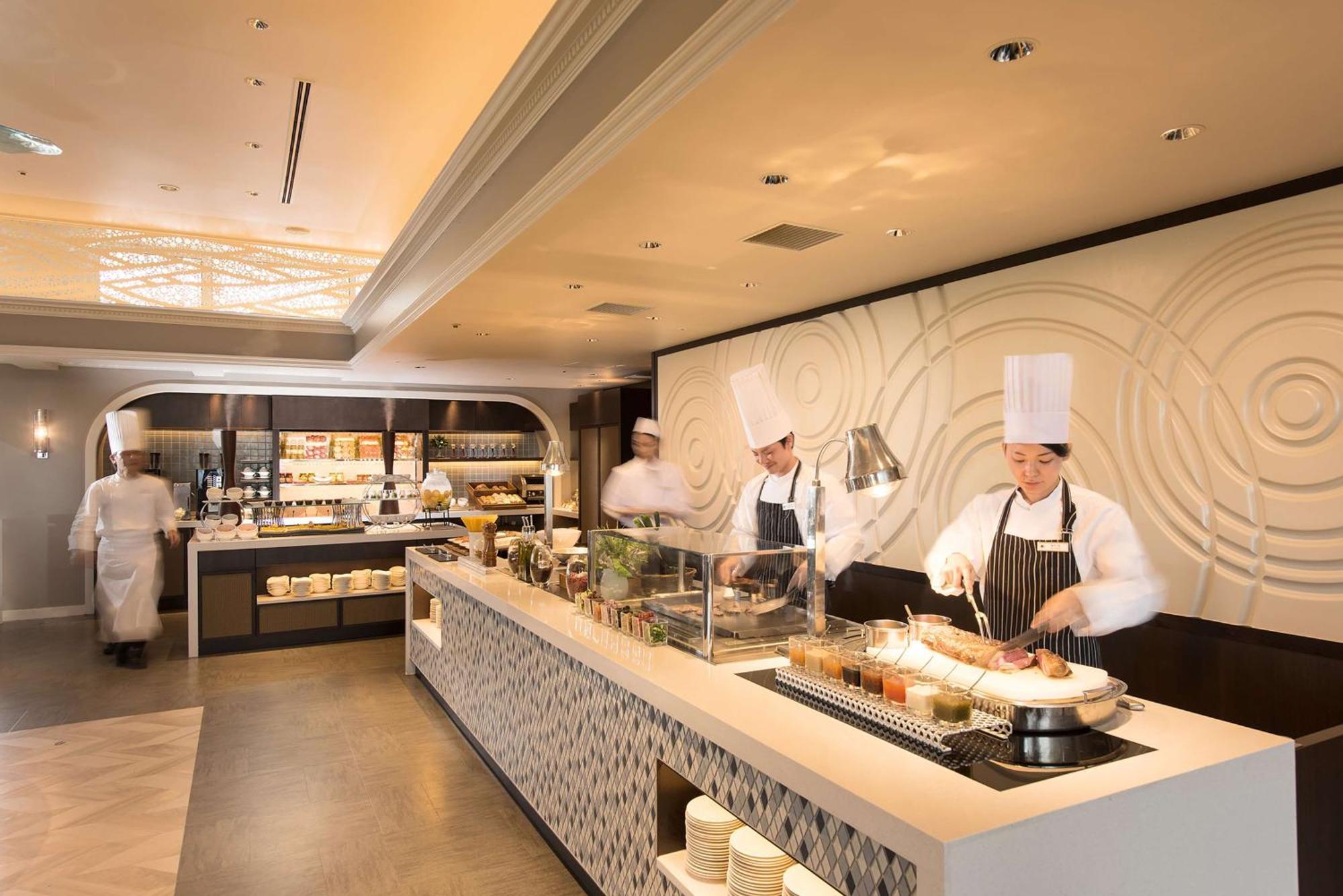 Doubletree By Hilton Naha Shuri Castle Exterior photo